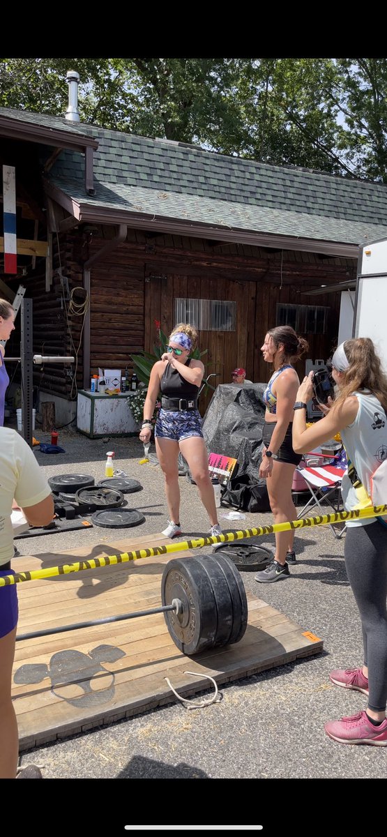 ninaruhe's tweet photo. 🔔Joined the 300 club today!! Which also happened to be a 45# PR🥳

In summation: eat carbs, drink water, lift heavy, have fun.
#weightlifting #crossfit #strongnotskinny https://t.co/LQ6pojCr5c