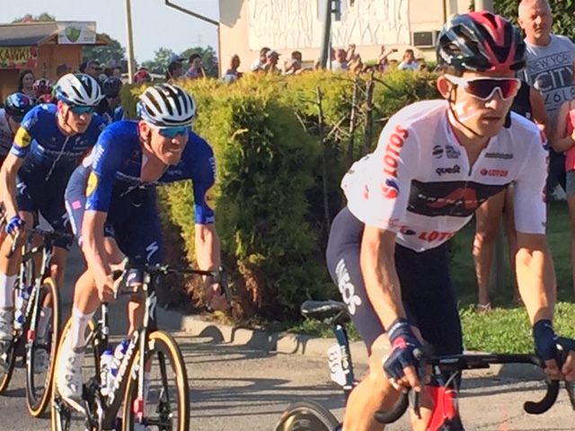 V etap wyścigu 78. Tour de Pologne 2021 z Chochołowa do Bielska - Białej był szczególnie interesujący dla mieszkańców Porąbki, gdyż zawodnicy przejeżdżali obok  i kibice z bliska podziwiali Michała Kwiatkowskiego walczącego o miejsce w czołówce. ruszajsie.pl/gallery/view/9…