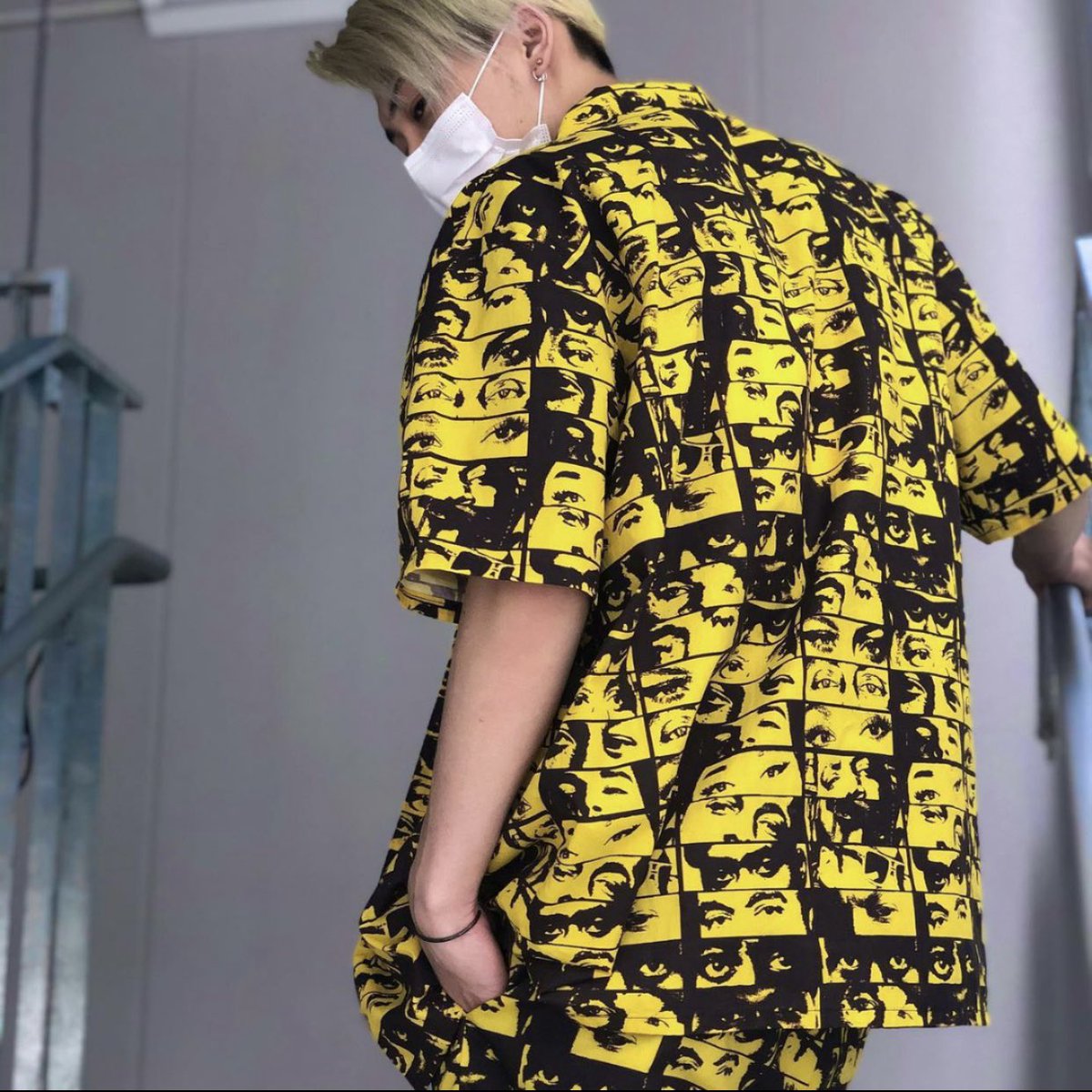 COLORS_daimyou's tweet image. NEW ARRIVAL 

NOT COMMON SENSE

colors.base.shop/categories/371…

#NCS #NOTCOMMONSENSE
#ノットコモンセンス #setup #セットアップ

【COLORS】カラーズ
営業時間: 11:00-20:00
福岡市中央区大名1丁目2-52
全国発送通販可能
お問い合わせDMにて 
OFFICIAL WEB STORE
[TOP PAGE]
colors.base.shop