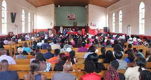 The @PoliceZimbabwe are keeping a close eye on churches, checking compliance to Covid 19 regulations, as they open for sit in congregates. #Zimbabwe @zccinzim @tapitaps @Swiss0000 @zandatoto @JulietMtombeni @NtateRanaka @dziva2105 @mdczimbabwe @EdiotImboko @wakuraa @MurehwaSoko