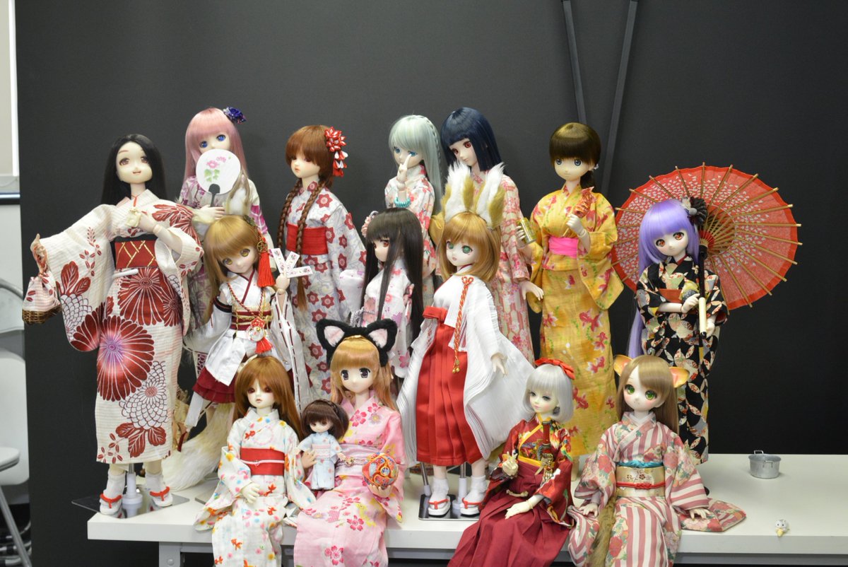 Miko_Teruya's tweet photo. どうも新ネタが思い浮かばず、過去画像にて。
第1回ドールフォレスタから早や3年(懐)。2019年には年8回のDOFを実行し、今後もそのペースかと思いきや、結局去年の実DOFは3回でしたね。実会早よ。。。
(なお去年から実行のエア会は既に計5回になっております💦)
#エアDOF2021お盆
#DOF01
#浴衣 https://t.co/a0sdzMlSgE