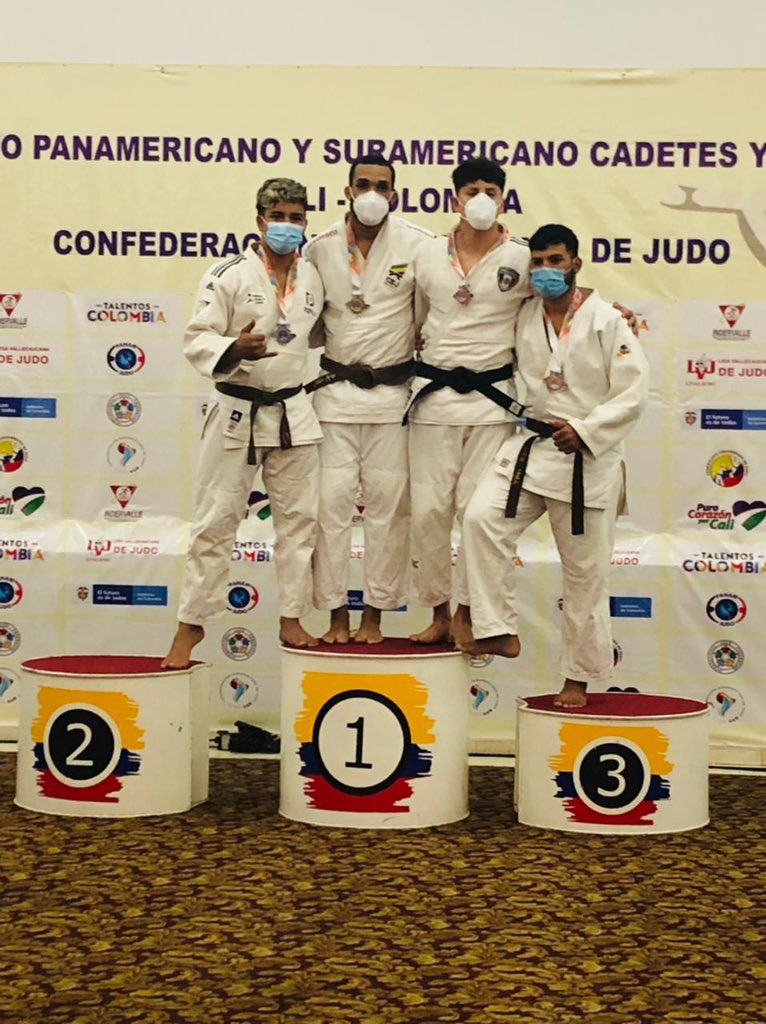 sndpy's tweet image. Ezequiel, logró inscribirse en la historia del deporte guaraní como el primer judoka paraguayo Bicampeón Panamericano en la Categoría Cadete, y logra su clasificación en una categoría superior a la suya. 

#ElDeporteNosUne
#ParaguayDeLaGente