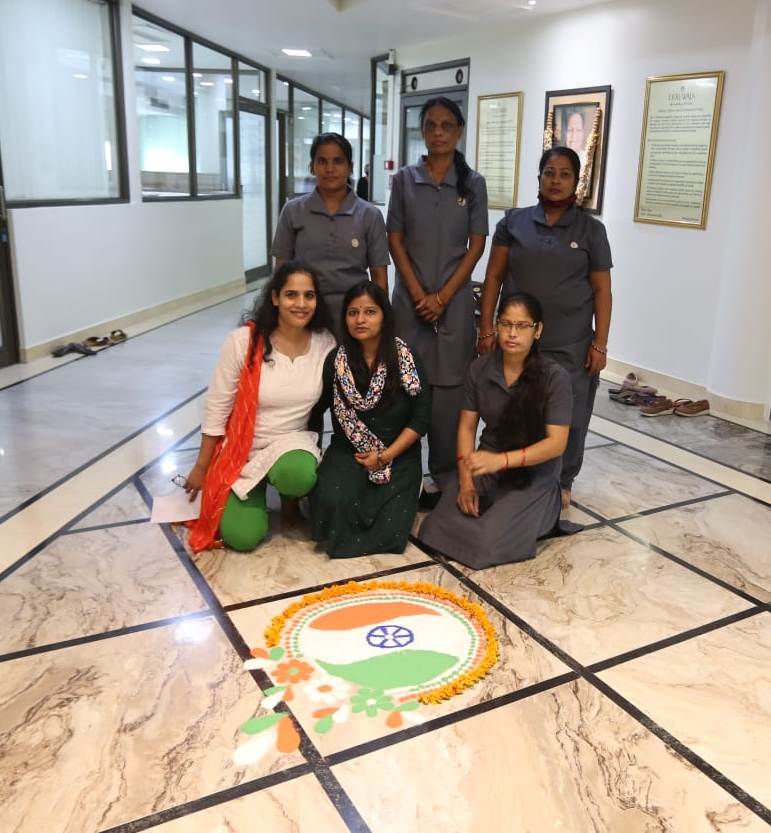 Derewalas's tweet photo. 75th Independence Day Celebration at Derewala Industries Limited, Jaipur 
#IndependenceDay #IndiaAt75 #स्वतंत्रतादिवस #15August #JaiHind  Tiranga #Freedom #VandeMataram #जय_जवान_जय_किसान #SundayThoughts #IndianArmy  #August15 #IndependenceDayIndia #IndependenceDayIndia2021 https://t.co/xgd0XyK6tQ