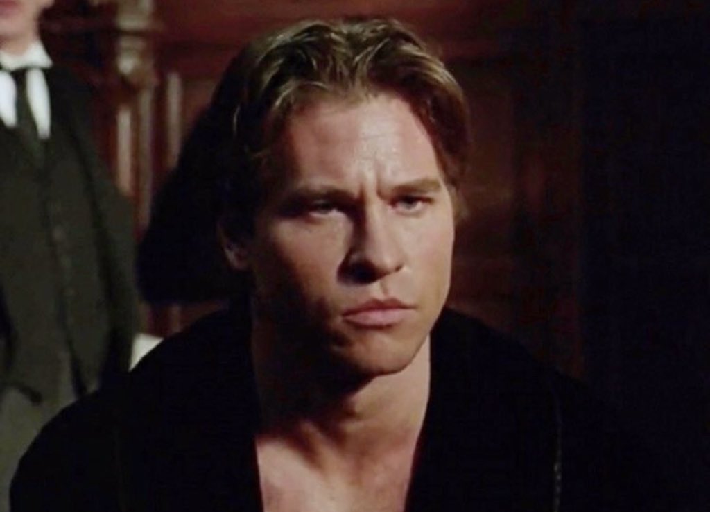 Val Kilmer as Bruce Wayne 👍🤩
#ReleaseTheSchumacherCut