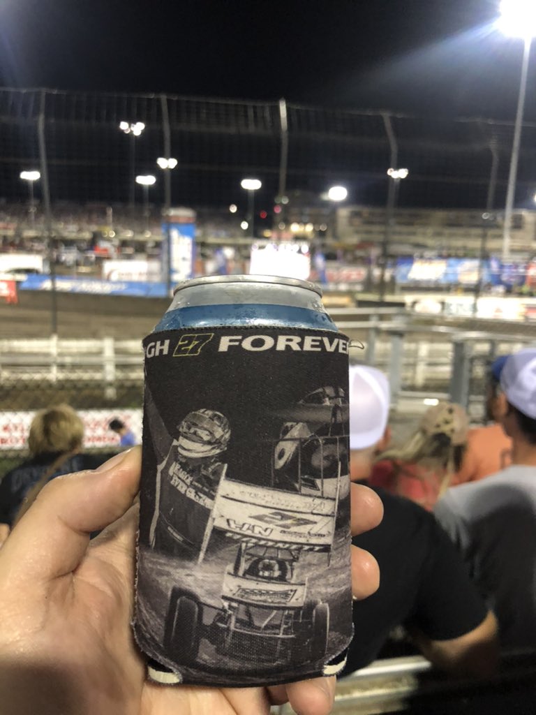 posseproud's tweet photo. @knoxvilleraces #GoPosse #GoSharkRacing https://t.co/tlWJUMnElN