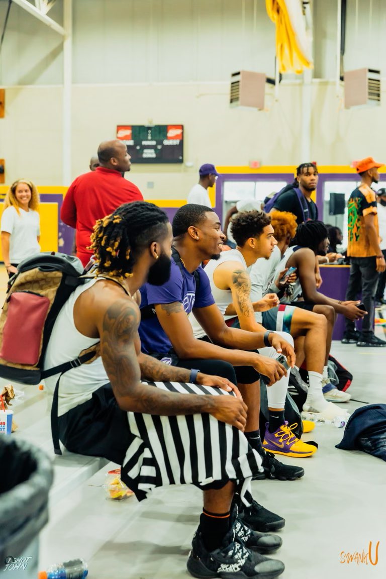 Coach Aj tweet media