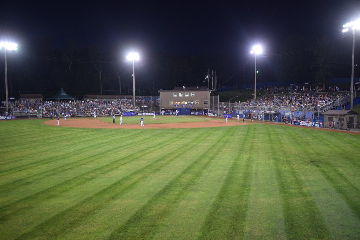 ponyworldseries's tweet image. DAY 2 RECAP | Johnstown, Bayamon and Youngstown Advance In Winner's Bracket As DSGPLWS Closes Out Day 2

Read All About Day 2: bit.ly/3AA4qDw