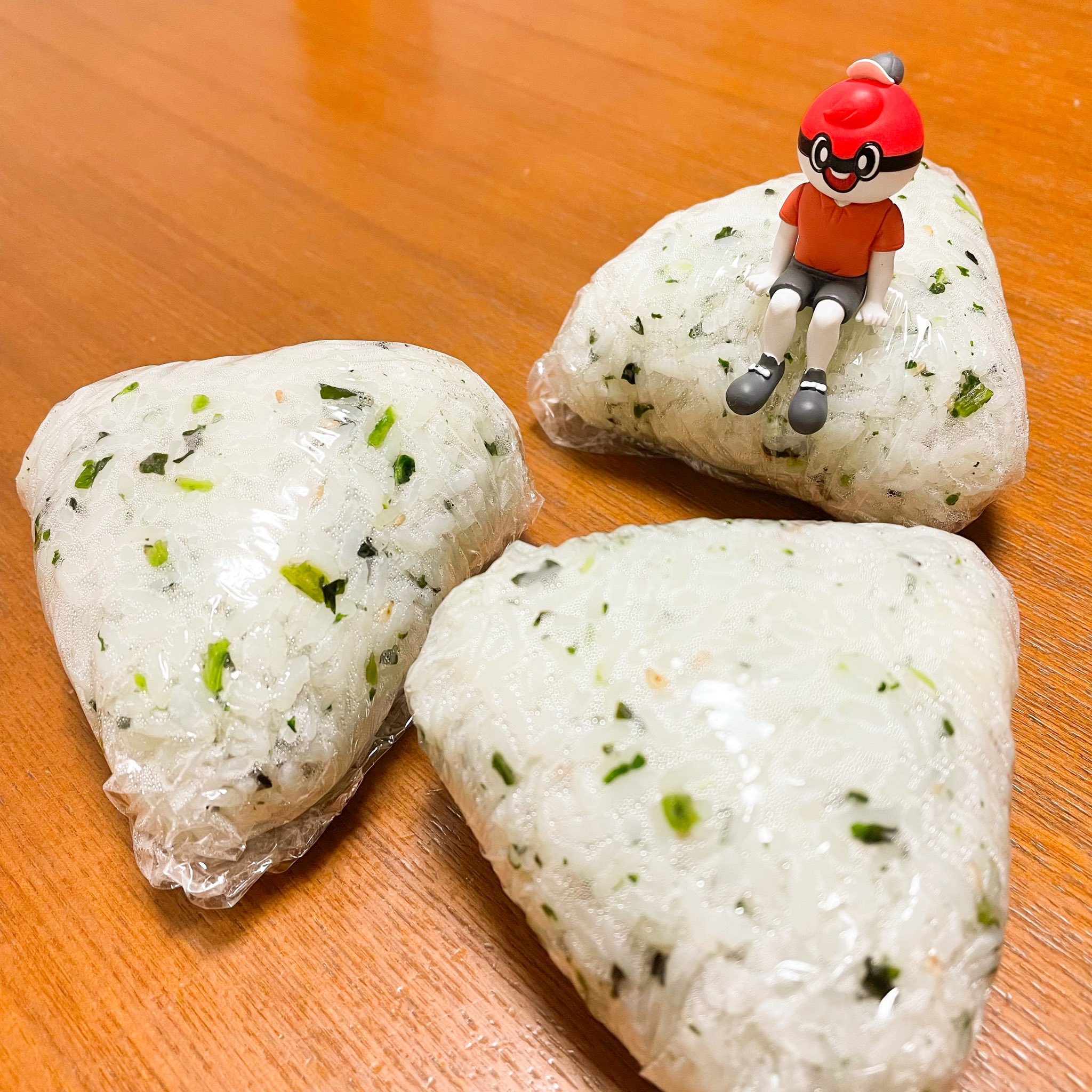 若鶏せせり おにぎりって 英語ではrice Ballなんだボルよ ボールって奥が深いボルねぇ 座るポケモン ボールガイ T Co Hagity2dxn Twitter 若鶏せせり おにぎりって 英語ではrice Ballなんだボルよ ボールって奥が深いボルねぇ 座るポケモン ボールガイ T Co Hagity2dxn Twitter