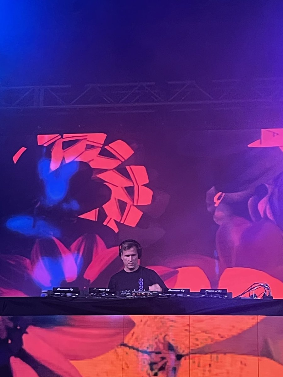 JTHCPalmer's tweet photo. Hell yeah!  @BlendedFest thank you for bringing @kaskade !!!! It was something something! https://t.co/VzhQm8rw1h