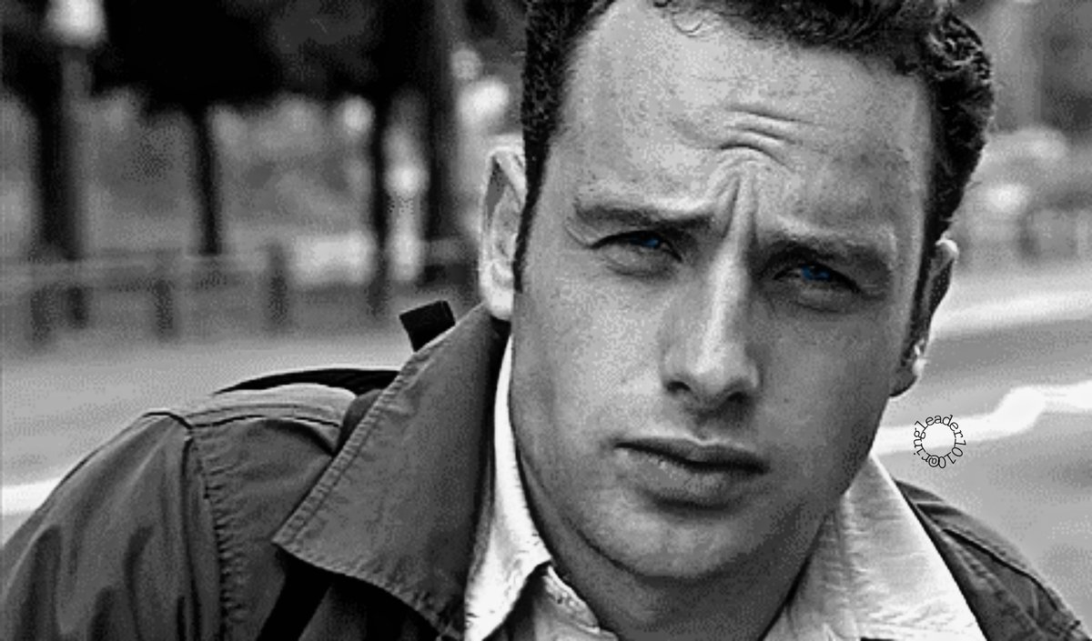 ringleader1010's tweet photo. Good evening #TWDFamily #AndrewLincoln as #SimonCasey in #Teachers https://t.co/09Xw0LvriY