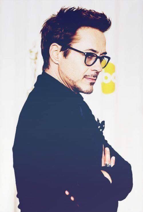 Ahora si trataré de venir a ratos para que no me extrañen si alguien quiere rol aquí está su millonario favorito