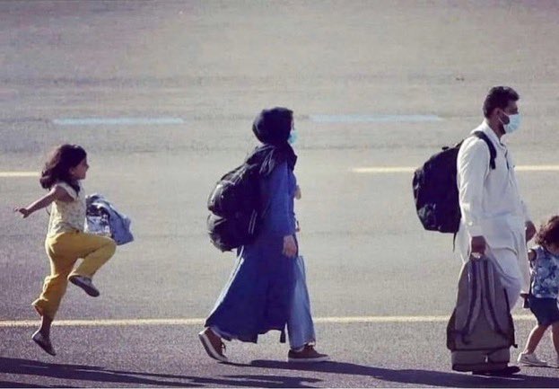 ValerioDeC's tweet photo. The happy girl in yellow pants and the Afghan family arrived in Belgium. 

Life, despite everything. #Afghanistan https://t.co/MJNy9WWTes