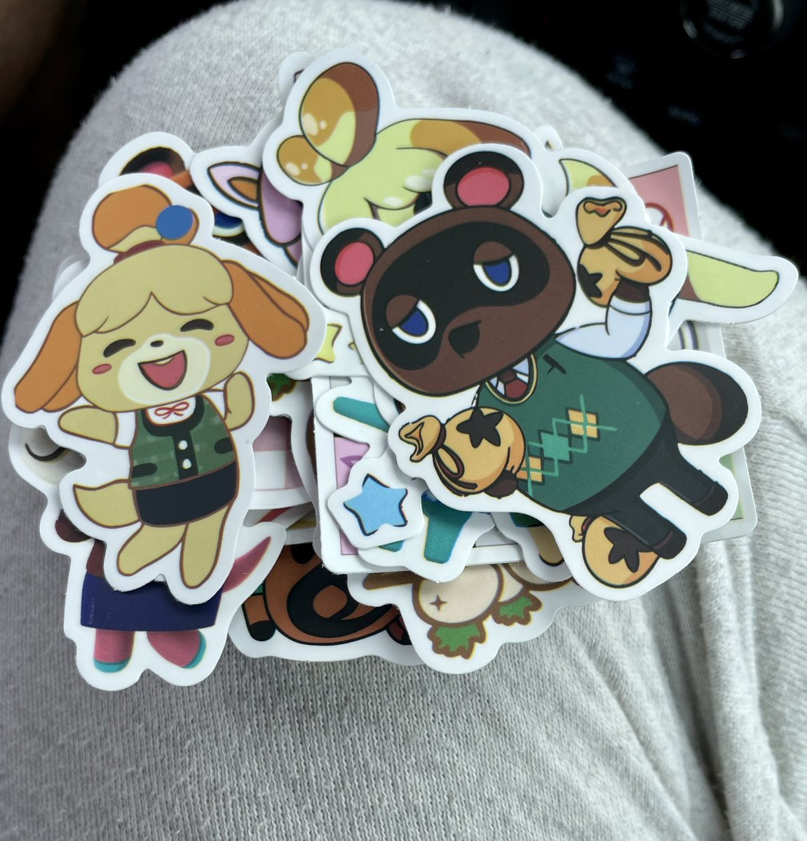 When you have a little friend at work who happens to also love Animal Crossing… you get special incentives 😂 #YesIEnjoyVideoGames #WhateverItTakes #8YearOldHobbies 🤷🏻‍♀️ 🎮 🦓 🦔 🐻 ❤️ 🏝 #StickersForTheWin