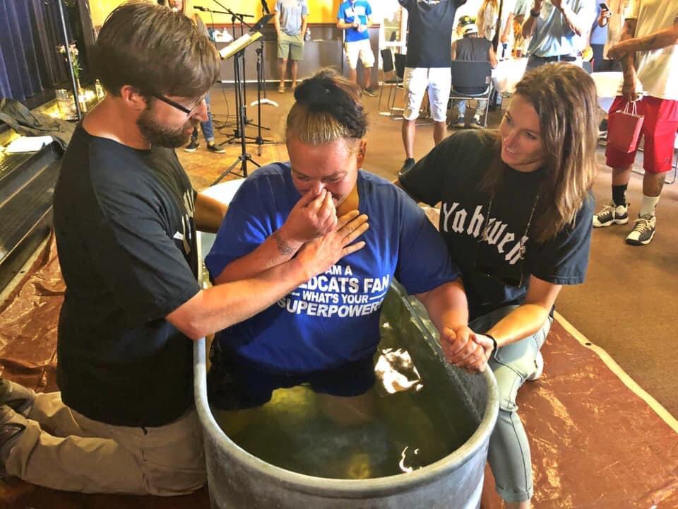 _AGMinistries's tweet photo. Here is a final update from the Louisville, Kentucky outreach.

Salvations: 147
Prayers: 331 prayers.
People that came off the street: 9
Those that went into a program: 7
Bus tickets purchased for those in need: 2
Baby dedications: 1
Water baptisms: 3
Documented healings: 2

#AGM https://t.co/fpQgCv8eMG