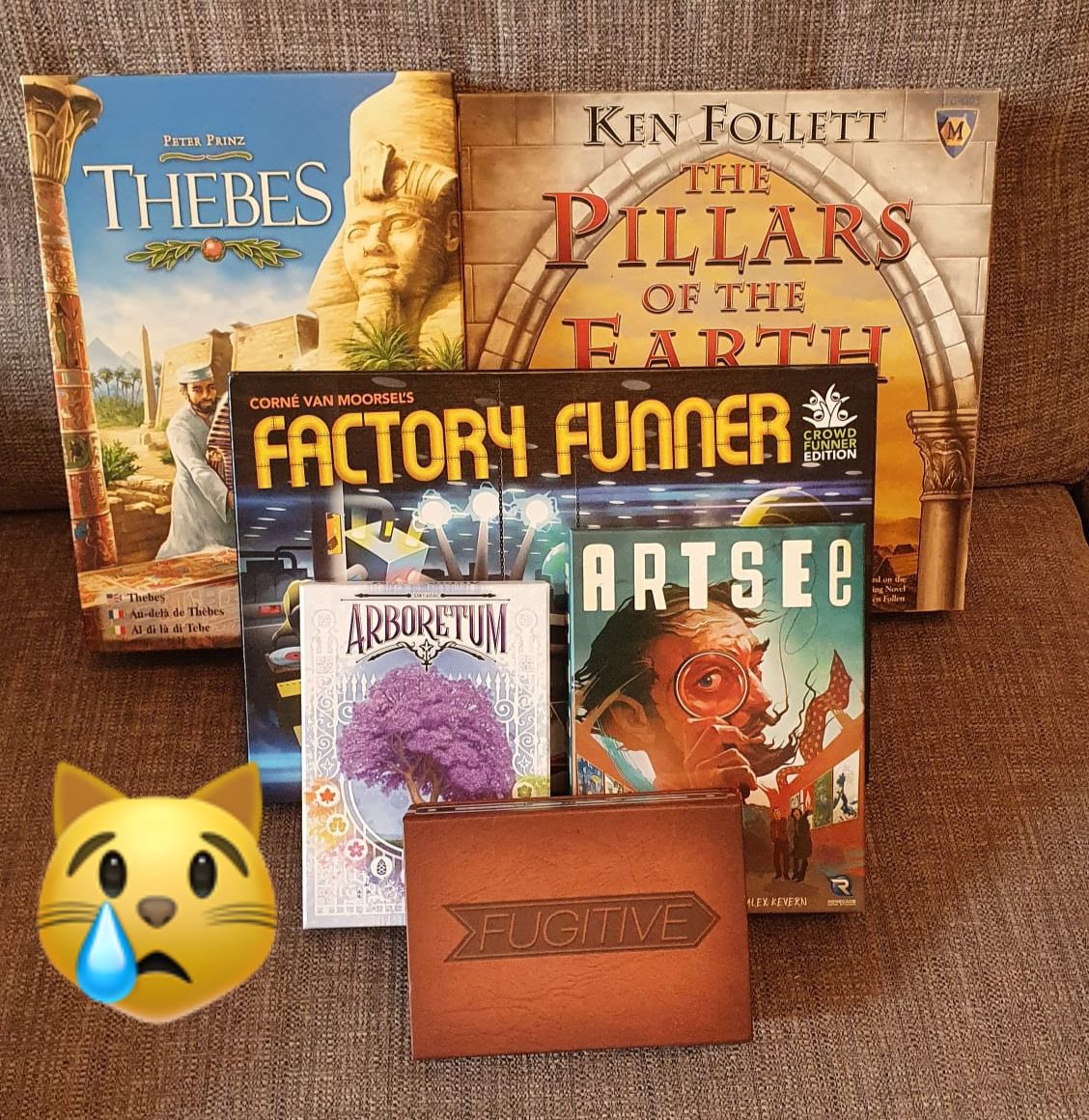 game_shelf's tweet photo. We’re back on track with #keeporcull this week, and in a culling mood!
Percentage of collection played: 71%
Percentage of played games culled: 43%
Here’s this week’s keep and cull piles. https://t.co/vkqWGF0RZH