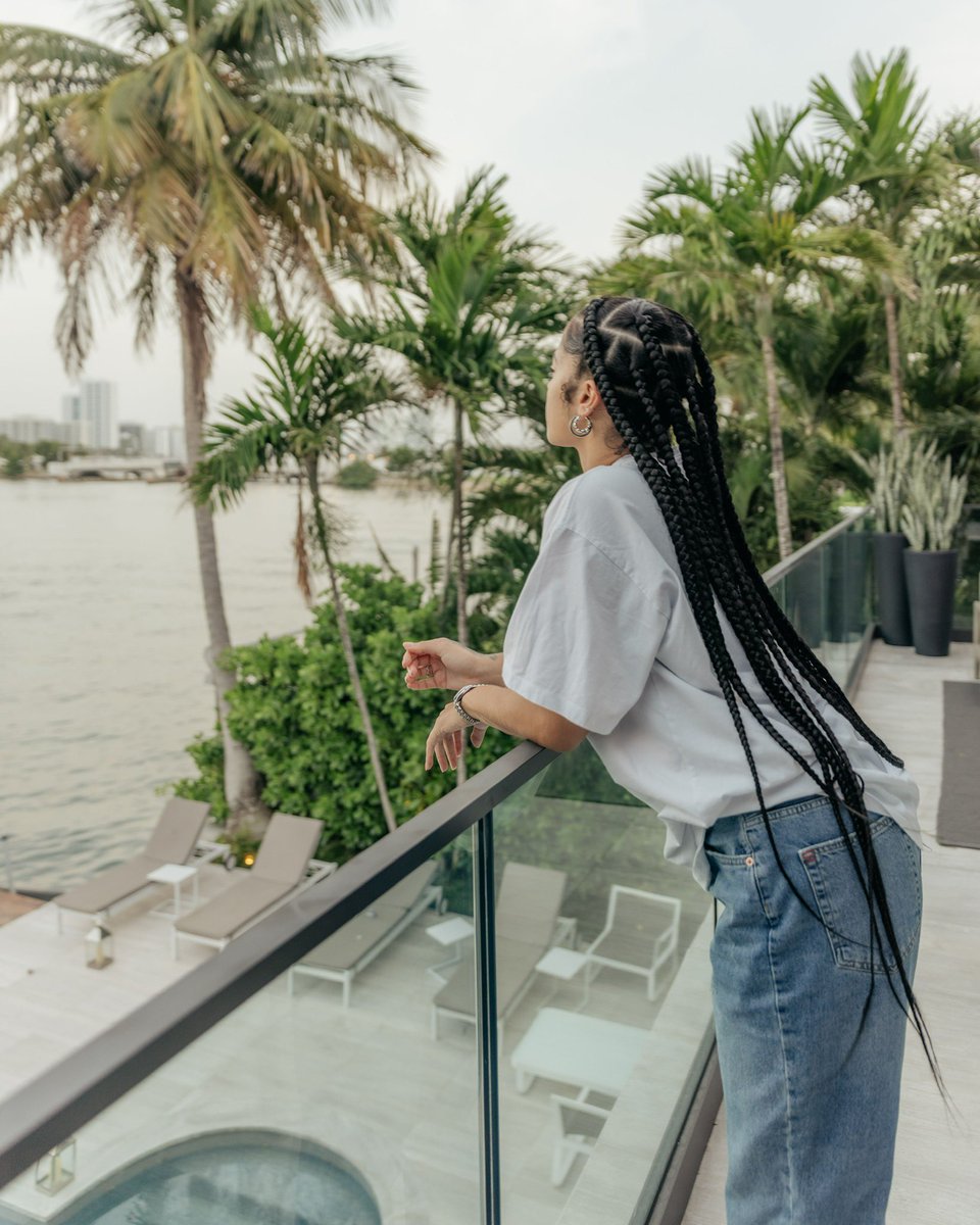 ellamai's tweet image. a bucket list type of week 🥺