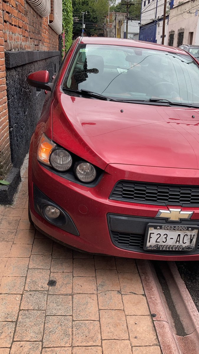 Col. Guadalupe Inn tweet media