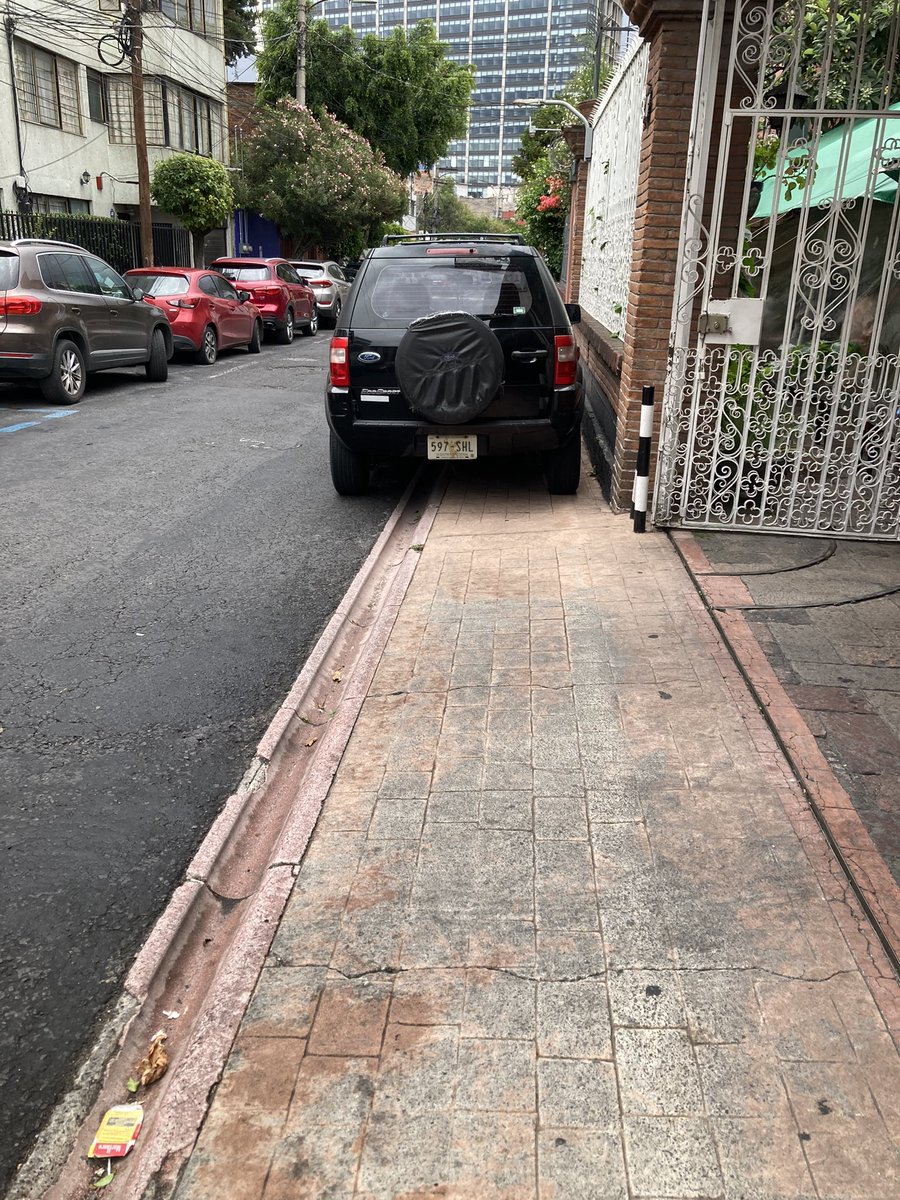 Col. Guadalupe Inn tweet media