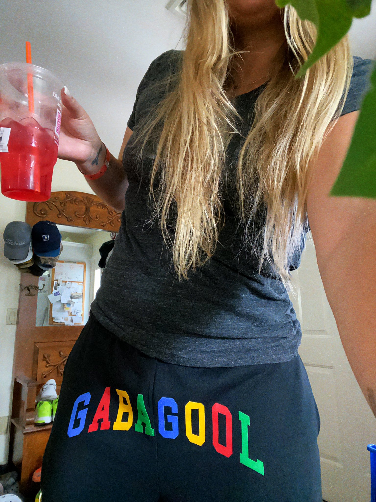 Chloe Taylor on Twitter: "sunday outfit 🤌🏼🇮🇹 #gabagool https://t.co/NE7jl98lH9" / Twitter