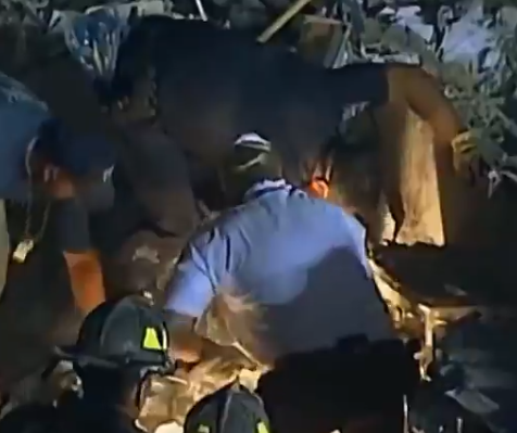 TVTango's tweet photo. 🌟Don't Miss tonight @NatGeoTV 9pm Premiere @dan_lindsay @tjmckaymartin @Sept11Memorial @natgeodocs 4-Night Documentary Series #911OneDayinAmerica @FDNY @NYPDnews @NYPDTransit @PANYNJ About https://t.co/fFBgU5gPYI https://t.co/nPDCSnHrxf
