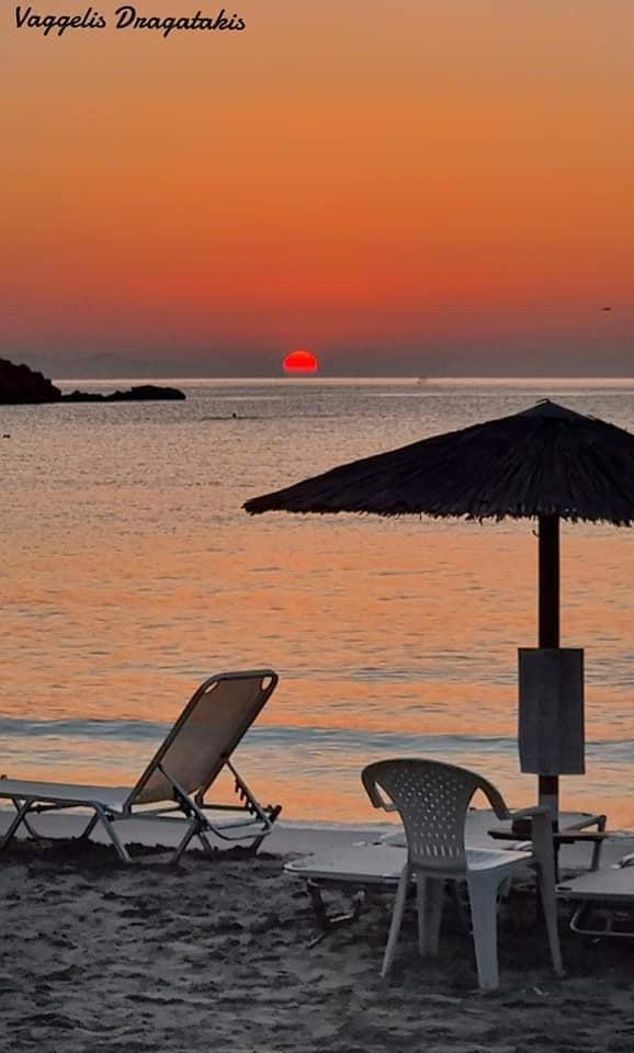 loutrakiotis's tweet image. Η γυναίκα είναι σαν την φωτιά, αν δεν την προσέξεις ή θα σβήσει, ή θα στα κάψει όλα....😉

Καλό βράδυ να έχετε....🙋‍♂️🇬🇷