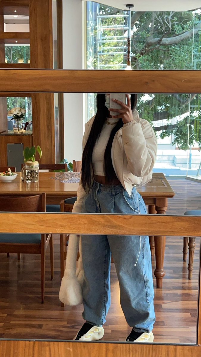 oratiletlhapi's tweet image. 🕰