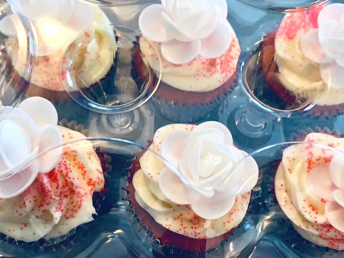 HannahNur1989's tweet image. Making red velvet cupcakes 🧁 for @LiamPayne’s birthday today #HappyBirthdayLiamPayne #cupcakes #StreamLP1