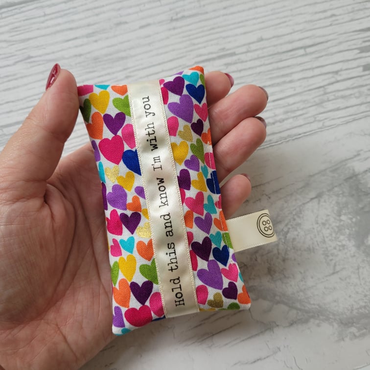 NEW mindful anxiety relief sachet with lavender and chamomile Don't stress, Do your best, Forget the rest. etsy.me/3mF9Gly via @Etsy #MHHSBD #UKGiftAM #smallbiz #womaninbizhour #CraftBizParty #BacktoSchool2021 #giftideas #NetworkWithThrive
