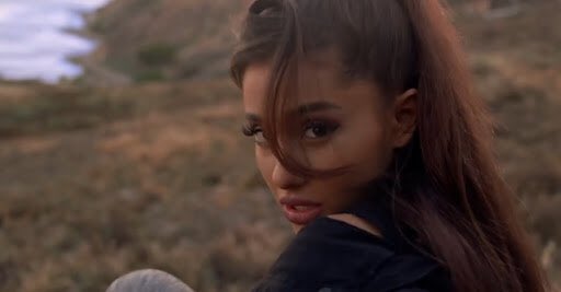 AriswtfrUpdates's tweet photo. let me love you mv was something else https://t.co/dtHppr7YQm