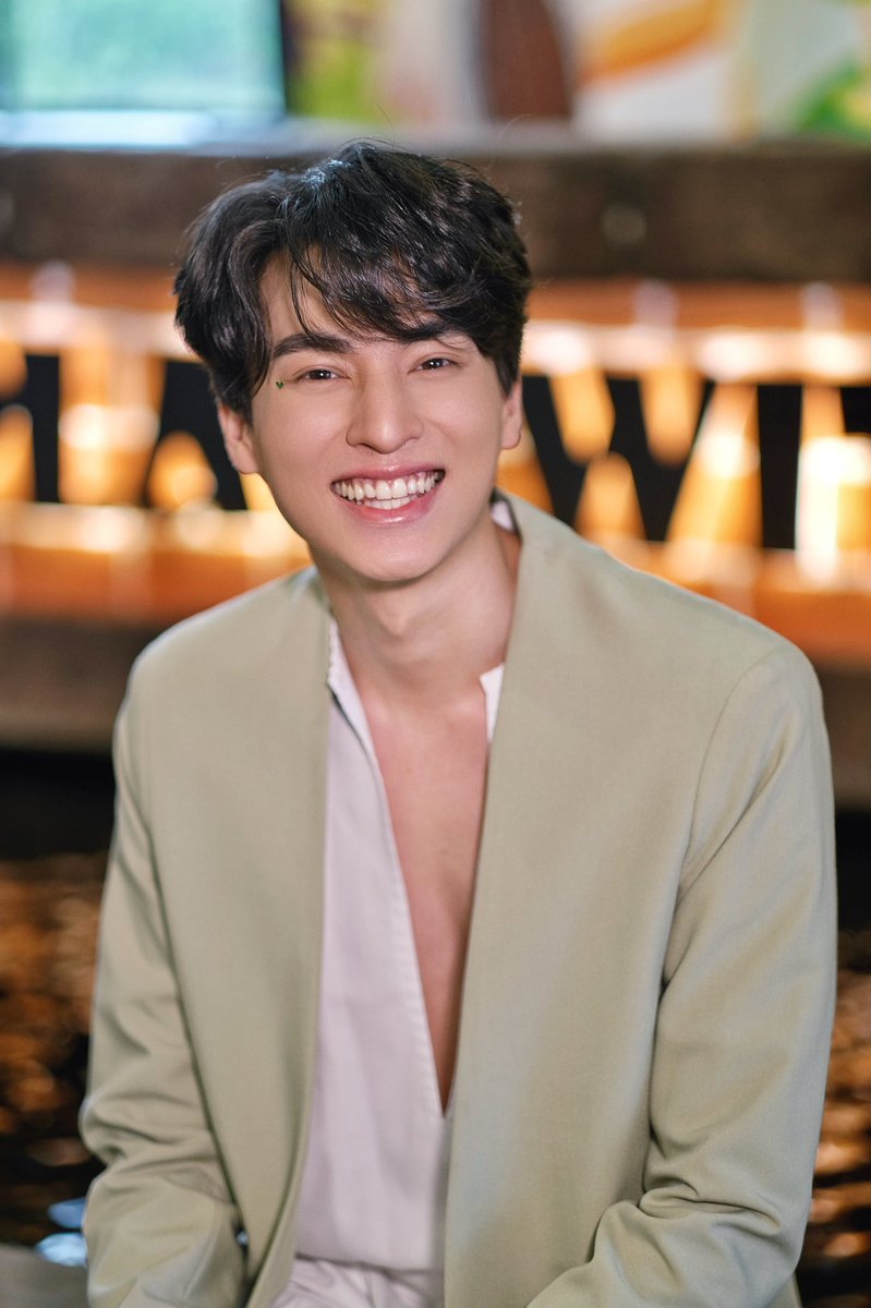 bester mc tweet media