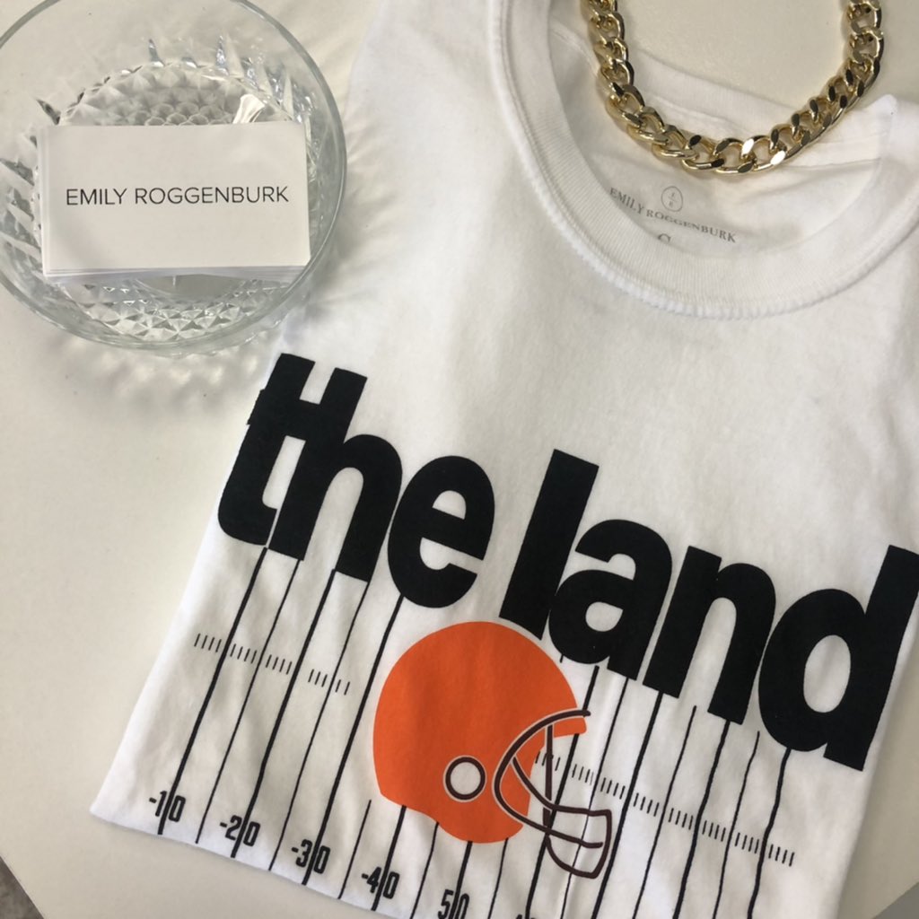 emilyroggenburk's tweet image. Game-day giveaway! Giving away a $100 giftcard to EmilyRoggenburk.com RT to enter!!! 🏈🏈🏈