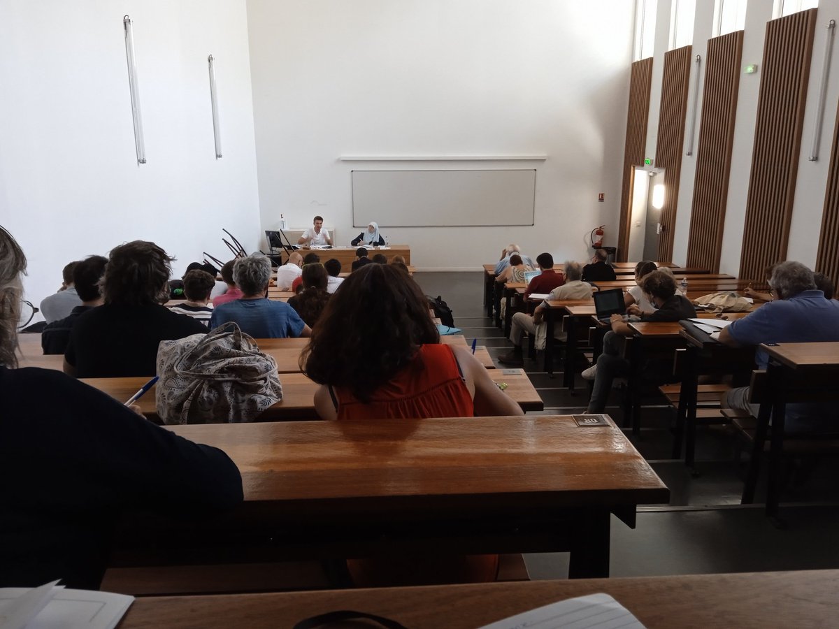 _MJCF's tweet image. #UnivPCF  
Le MJCF présent en force aux universités d'été du @PCF avec par la même occasion un  séminaire de rentrée pour le MJCF. 
Tout le weekend la jeunesse a été au coeur des débats et des discussions : en 2022 faisons bouger les lignes ✊ ! #Roussel2022