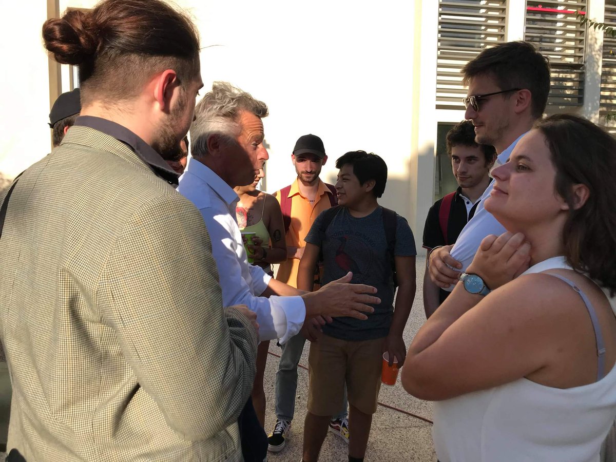 _MJCF's tweet image. #UnivPCF  
Le MJCF présent en force aux universités d'été du @PCF avec par la même occasion un  séminaire de rentrée pour le MJCF. 
Tout le weekend la jeunesse a été au coeur des débats et des discussions : en 2022 faisons bouger les lignes ✊ ! #Roussel2022