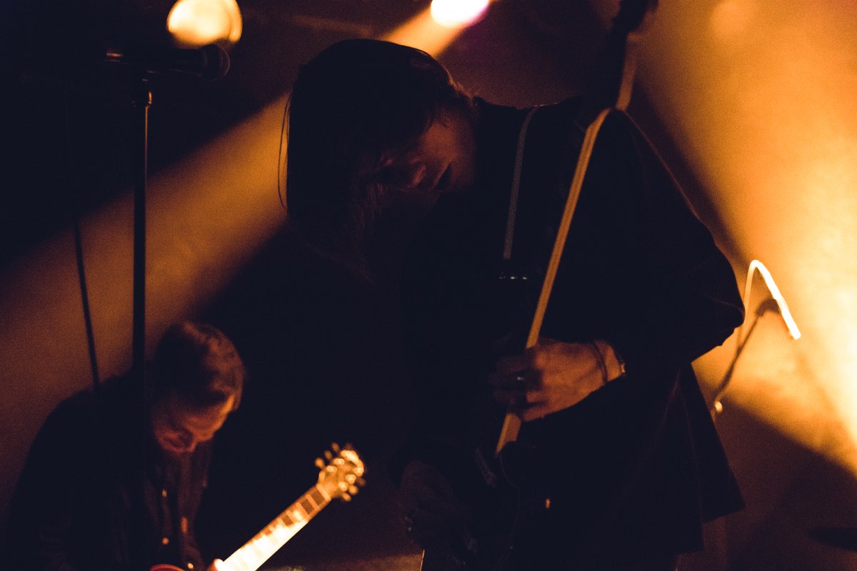 ⚡️ LYON ⚡️ 
Nous donnerons notre premier concert depuis plus d'un an le jeudi 9 septembre au Sonic. Jauge limitée, nous vous recommandons de prendre vos préventes à ce lien : linktr.ee/postlyon ≈

🎧  EP en streaming : smarturl.it/Auxportesdelan…