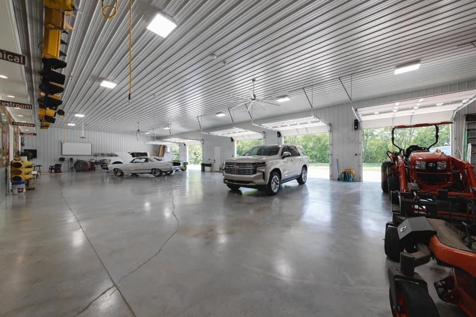🚜 Barndominium Heaven 🚜

821 Hicks Rd, Dickson, TN.
