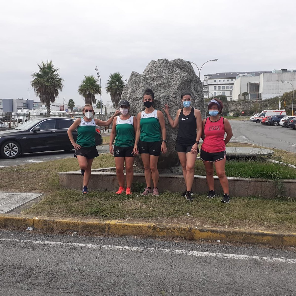 marbarcon's tweet photo. Estupenda mañana mochilera 🤗💚 #retos #juntas #yotambiénsoymochilera💚 #Ele  @MadoGlez #Gabi #Adri #Marta #Eva #Simonne #Raquel #Yolanda #Noe #Gloria #Ana 💚💚💚💚 https://t.co/R6gSxfbinb