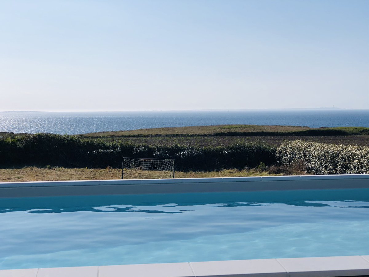 #chill
#dimancheausoleil
#toutcommenceenfinistere
#aprescestlAmerique