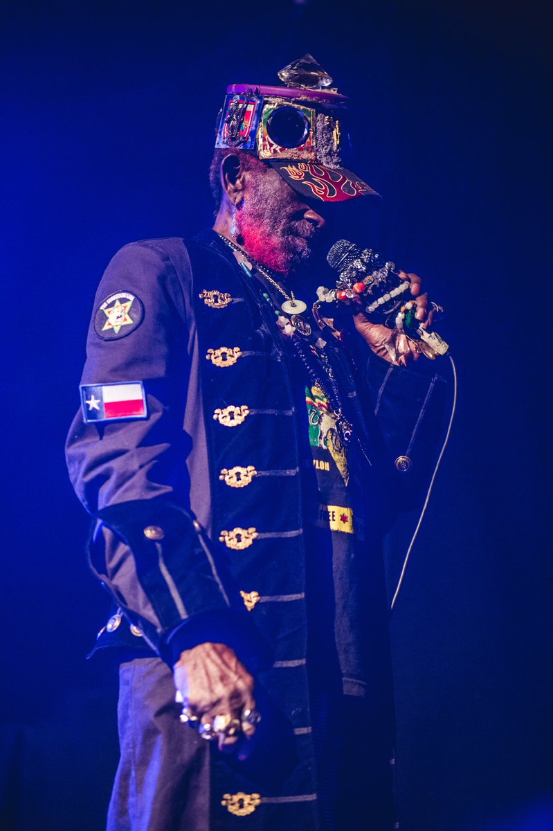 thinkfeelshine's tweet photo. Give thanks for the wonderous life of Lee "Scratch" Perry... the ORIGINAL UPSETTER.⁣⁣
Thank you for creating DUB music! Your vinyls will spin forever!
#restinpeace #leescratchperry #leeperry #theupsetters #dub #dubmusic #reggae #rastafari #jahlive #jah #musicphotography https://t.co/ndjOLvEXuS