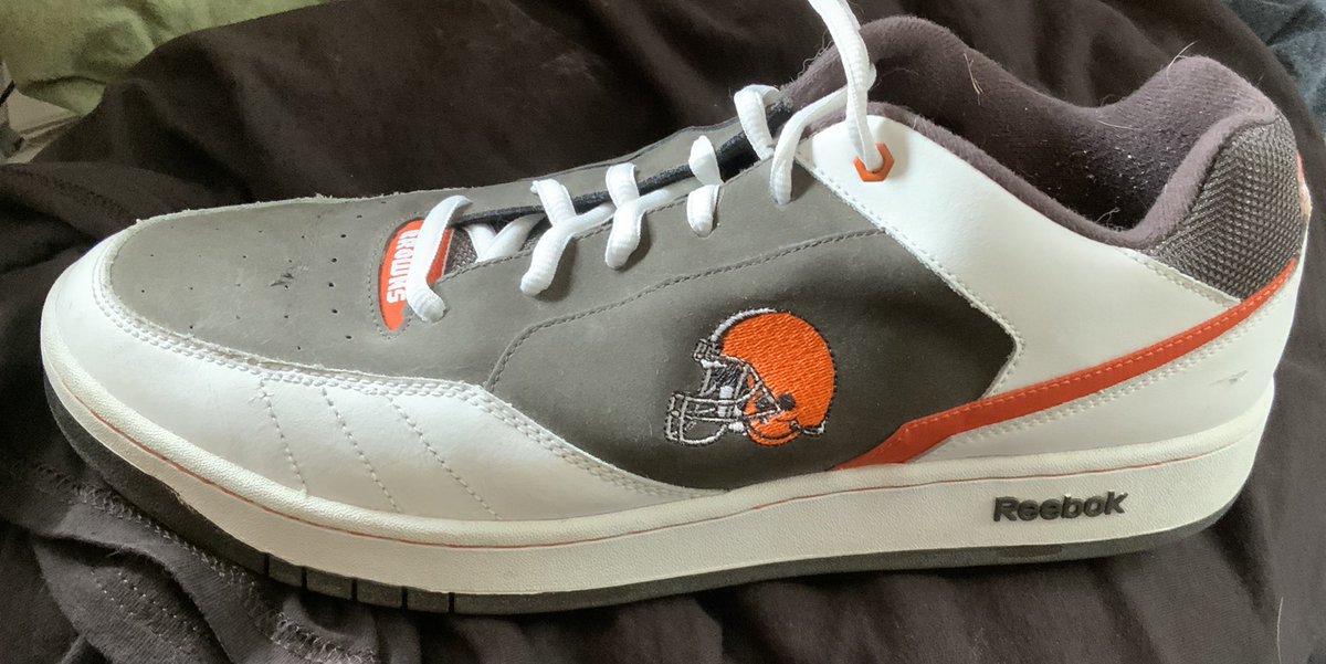 @CLEchase24 @Browns @JCTretter @NickChubb21 @God_Son80 @bakermayfield @SirYacht_ @dpeoplesjones @MylesLGarrett @TheDawgPound21 I love these. I’ve had them for a long time.