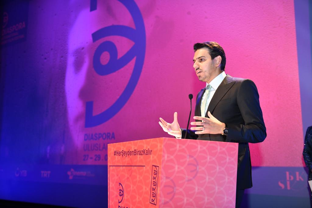 YTB Başkanı <a href="/abdullah_eren/">Abdullah Eren</a> Diaspora Uluslararası Kısa Film Festivali Kapanış Gecesi ve Ödül Töreni'nde konuşmalarını gerçekleştirdi. #HerŞeydenBirazKalır
