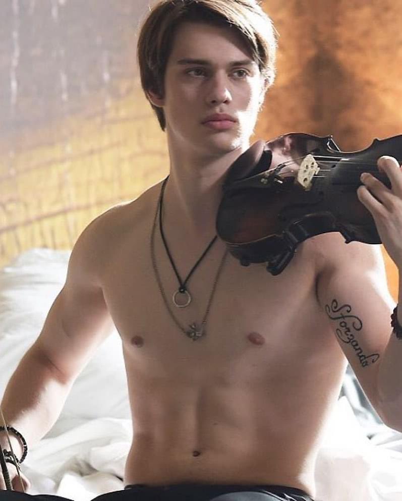 HighStrungMovie's tweet image. Who’s excited to see @nickgalitzine &amp;amp; @Camila_Cabello this Friday in #CinderellaMovie on @PrimeVideo?  If you want to check out Nick in a movie before Sep 3 you can watch him in #HighStrung on Amazon Prime too.  🕺🏻💃🏽🎻
#PrinceRobert #JohnnieBlackwell #HighStrungMovie  #cinderella