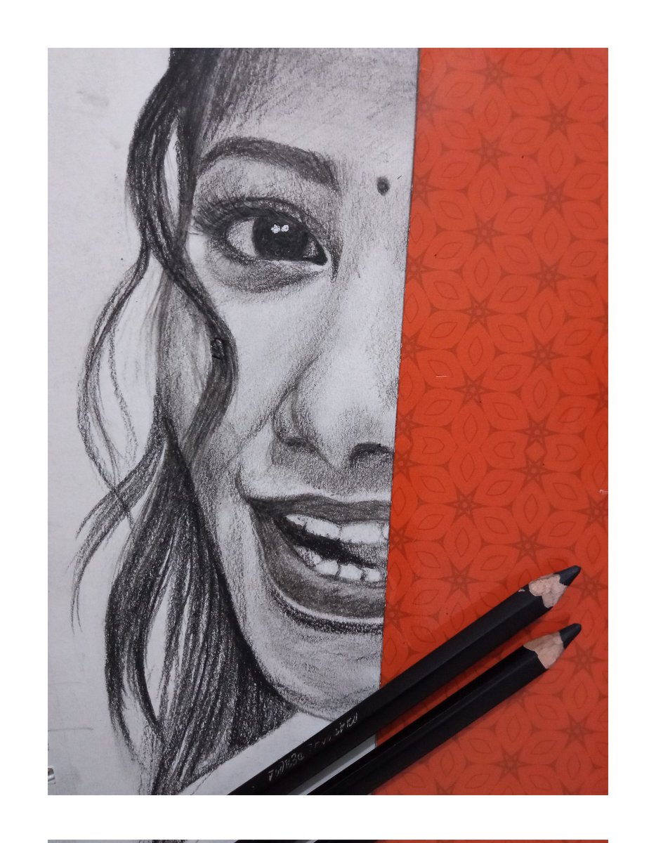 akanksha_artist's tweet photo. 🖤Charcoal drawing ✍️
#practice_work 
@akanksha_artist
. 
#charcoaldrawing #charcoalart #charcoalsketch #charcoal #portrait #face #art #dailyart #dailysketches #sketch #drawing  #trend #practice #artist https://t.co/gpbsjqFv8Z
