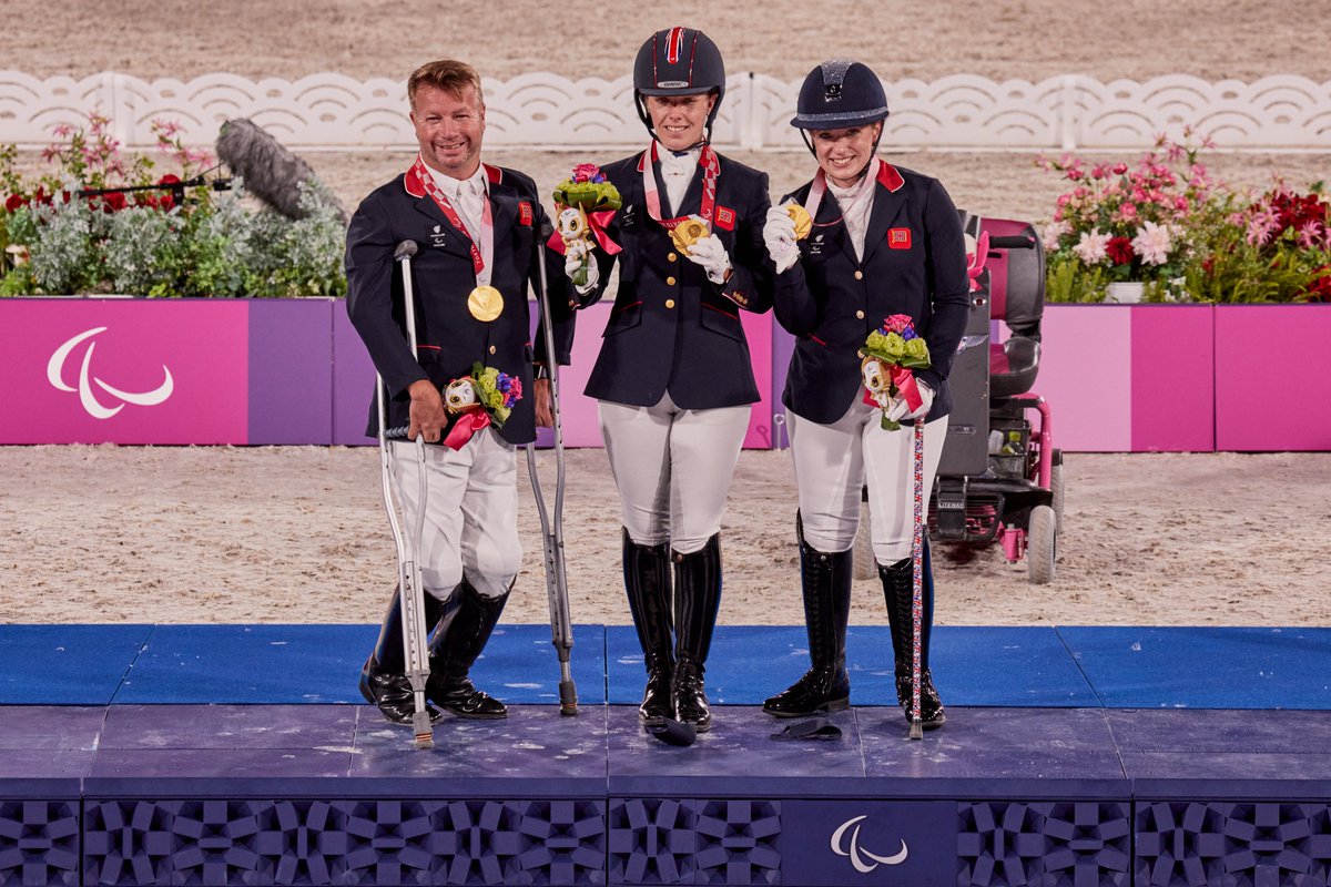 FEI_Global's tweet photo. Great Britain victorious on Day 2 of the @Tokyo2020  @Paralympics Para Dressage Team competition! 🇬🇧

Outstanding riding, teamwork and drive saw our athletes shine bright and rock the ring! 

Here’s how our teams got on 👉 https://t.co/rnr5xuBL19

📸©FEI/  Liz Gregg https://t.co/2d09DKIYDC