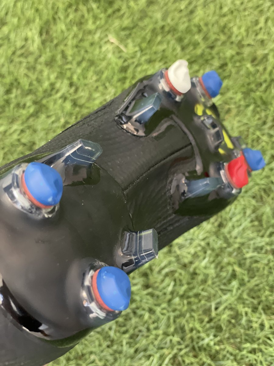 SmartPowerstud's tweet image. Ici c’est Paris ? Les couleurs du #psg sous ta chaussure favorite : @leomessi @k.mbappe @neymarjr @sergioramos @keylornavas1 @gigiodonna99 @achrafhakimi @marco_verratti92  @marquinhosm5 et les autres : on vous équipe ? #psgmessi #psgfans #neymarpsg #leomessi #messipsg #reimspsg