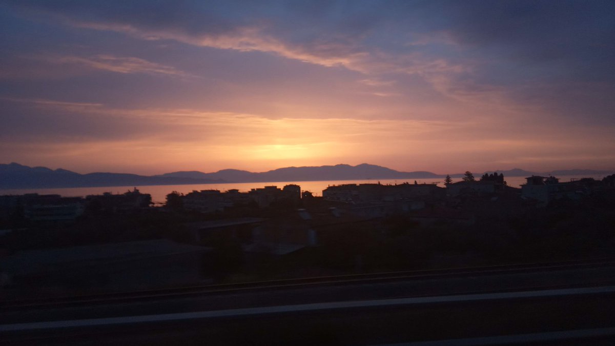 mitsozz's tweet image. Μαγευτικό δεν είναι μόνο το ηλιοβασίλεμα στα νησιά...
Είναι και στον Πλαταμώνα!!!

#ηλιοβασίλεμα #καλό_βράδυ #καληνύχτα