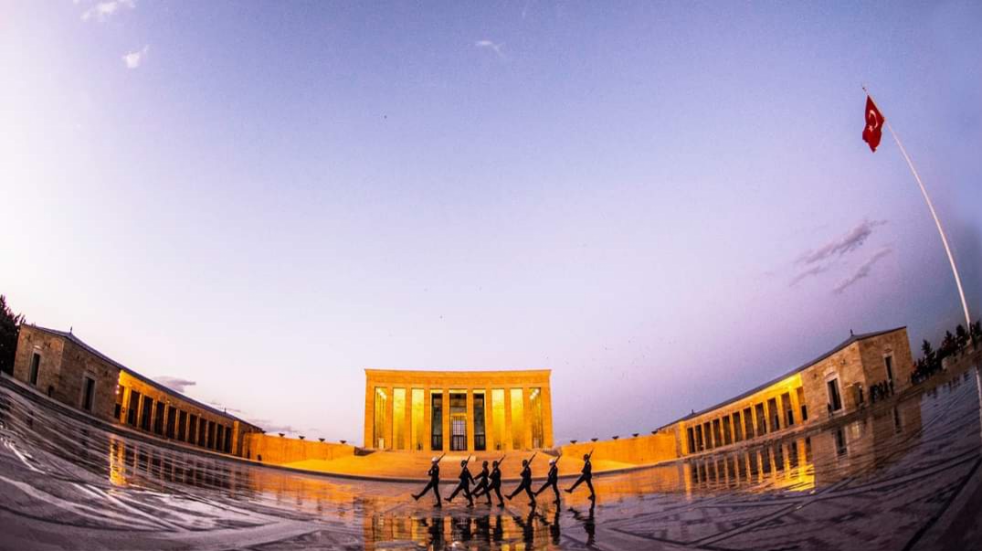 Zafer Bayramımız Kutlu Olsun...