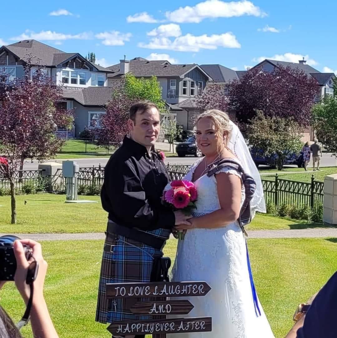 Congratulations to Alumna Kerrie Slimmon, Class of 2002 on her recent Wedding! <a href="/rundleacademy/">Rundle Academy</a>