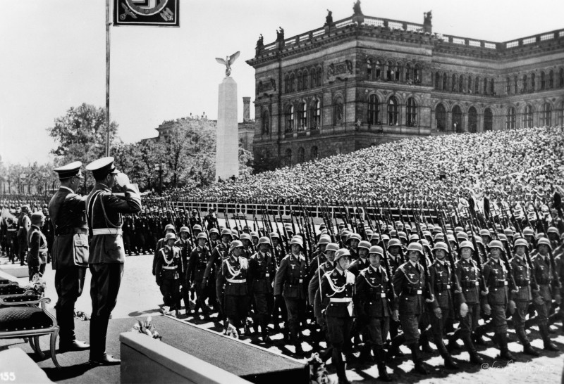 Фашистская германия парад. Парад НСДАП 1938. Берлин 1939 нацисты. Парад в Берлине 1939. Рейхстаг третий Рейх.