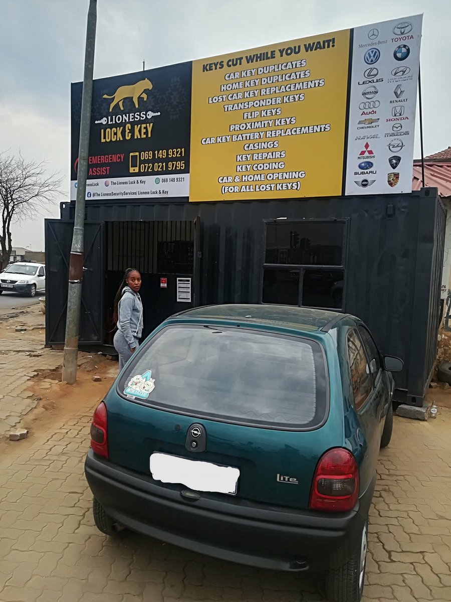 As we end woman's month,I left my job nd opened my locksmith on the 9th August, Lady in a male dominated industry Lioness Lock and Key Contact us for all Keys Lost and Spare Keys (Homes nd Cars) 069 149 9321 1522 Mabalane Street Mapetla #Somizi #womaninbizhour #free #DONDA