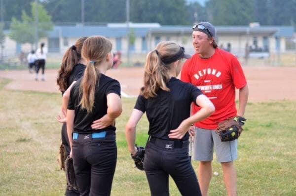 miltongsoftball's tweet photo. Milton Girls Softball is pleased to announce that we have secured @CSarson from https://t.co/MWgdRk8rXS as the lead instructor for all Milton Girls Softball indoor training for the 2021/2022 season.

Click below for the full story 🥎👏🏼👏🏼👏🏼

https://t.co/IRFnZNoX4N https://t.co/aSpyf4YkoU